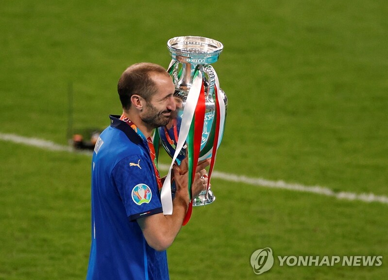 이탈리아 빗장수비의 '자물쇠' 키엘리니, 대표팀 은퇴 선언