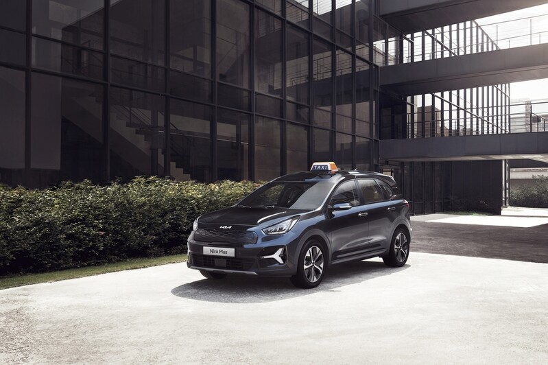 Kia unveils 1st purpose-built vehicle model