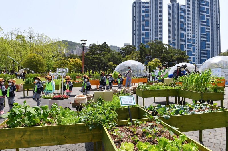 부산도시농업박람회 개막…"산책하며 농업 모델 관람"