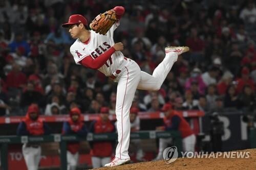 오타니 '투타 맹활약' 5이닝 2실점·5타수 3안타 활약…시즌 2승