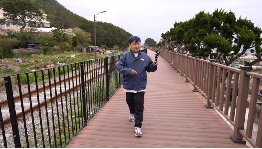 부산시, 유튜버와 손잡고 '욜로 갈맷길' 홍보 영상 제작