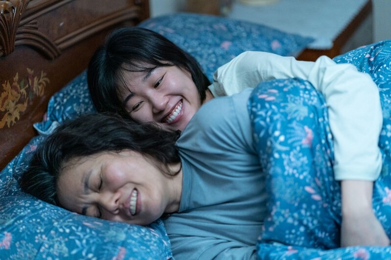 영상유출 피해 겪은 모녀…닮은듯 다른 영화 '경아의딸'·'정순'