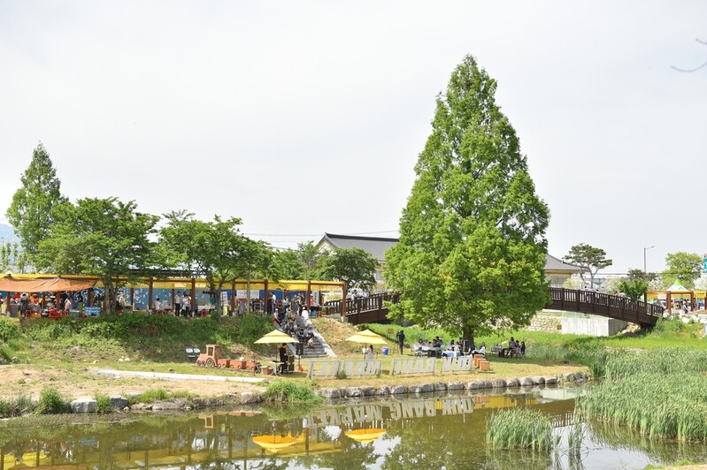 '별빛 아래 밤 산책' 곡성 뚝방마켓 7일 야간 개장