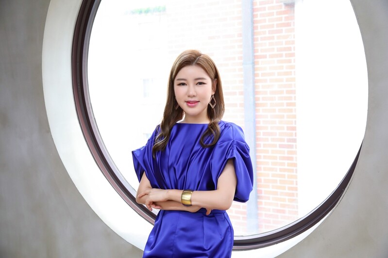 송가인 "트로트 붐 한 획 그어 자랑스러워…난 어르신의 아이돌"