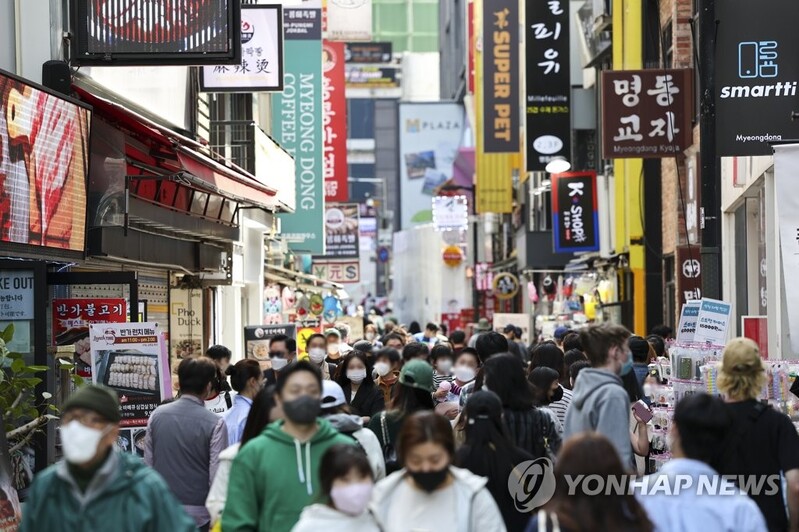 Household income grows at fastest pace in Q1 on economic recovery