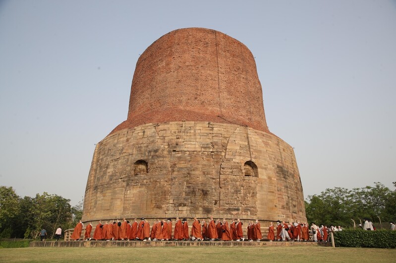 붓다가 첫 가르침 펼친 인도 사르나트 찾은 조계종 순례단