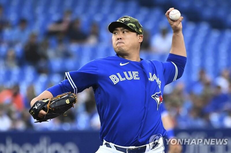 Blue Jays' Ryu Hyun-jin tosses 6 shutout innings for 1st win of season
