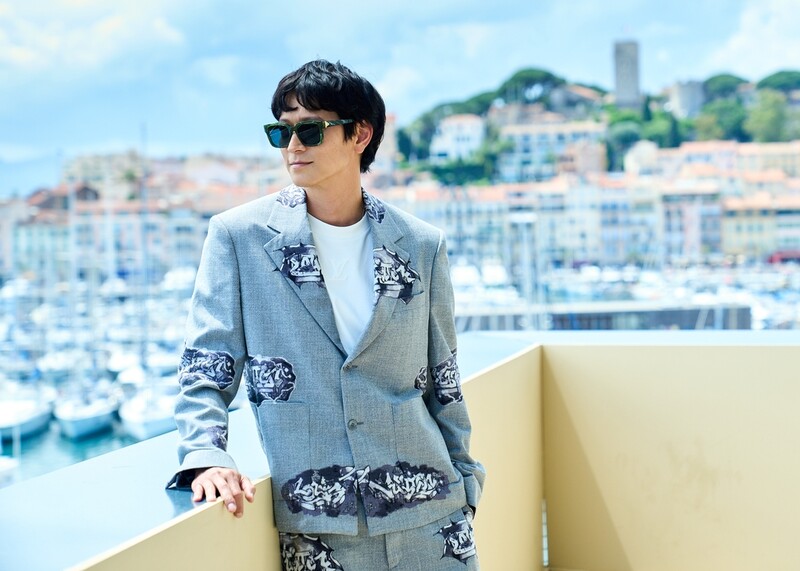 강동원 "동수는 사명감 있는 '브로커'…자기 행동 옳다 믿죠"