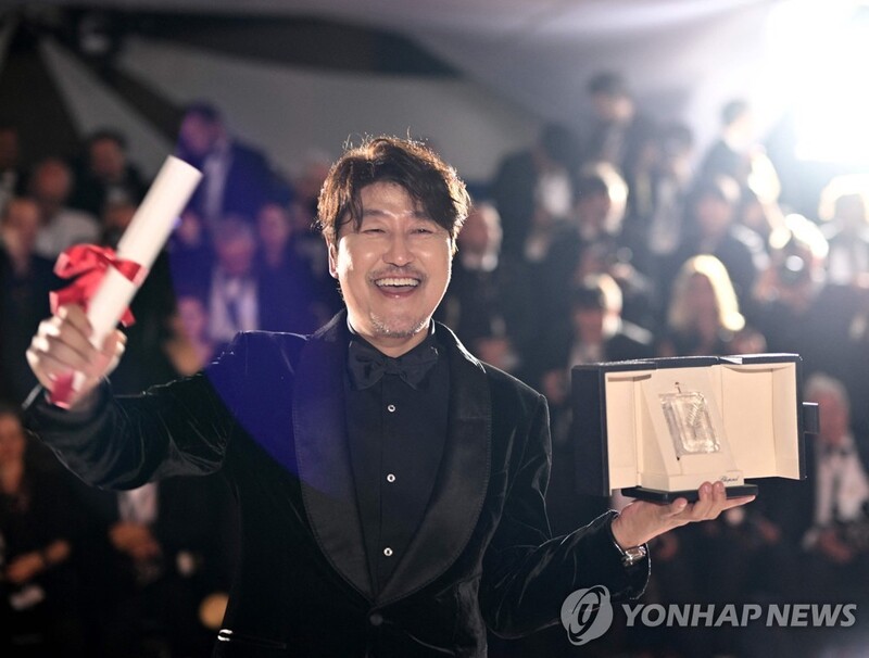 (News Focus) Song Kang-ho wins best actor on his 7th visit to Cannes