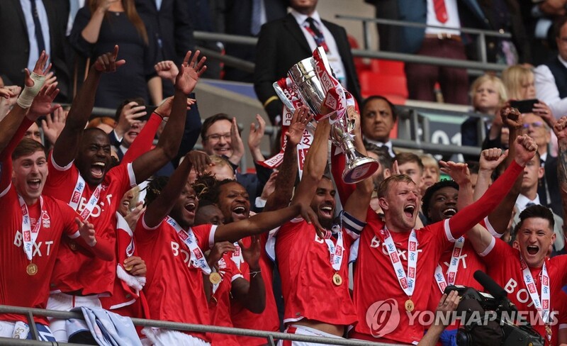 노팅엄 포레스트, 23년만에 EPL 복귀…2천700억원 '돈방석'