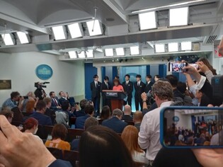 BTS attracts 300,000 YouTube users to broadcasting of White House briefing room