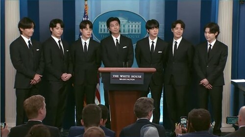 (LEAD) BTS says hopes visit to White House will be first step toward equality
