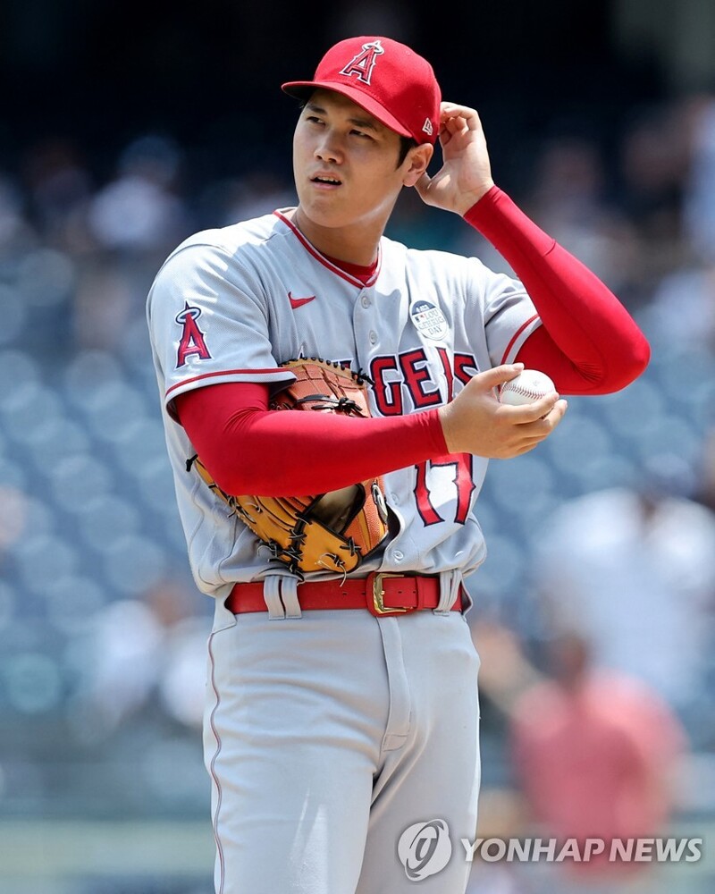 오타니, 77년 만에 투수·타자로 더블헤더 출전…결과는 악몽