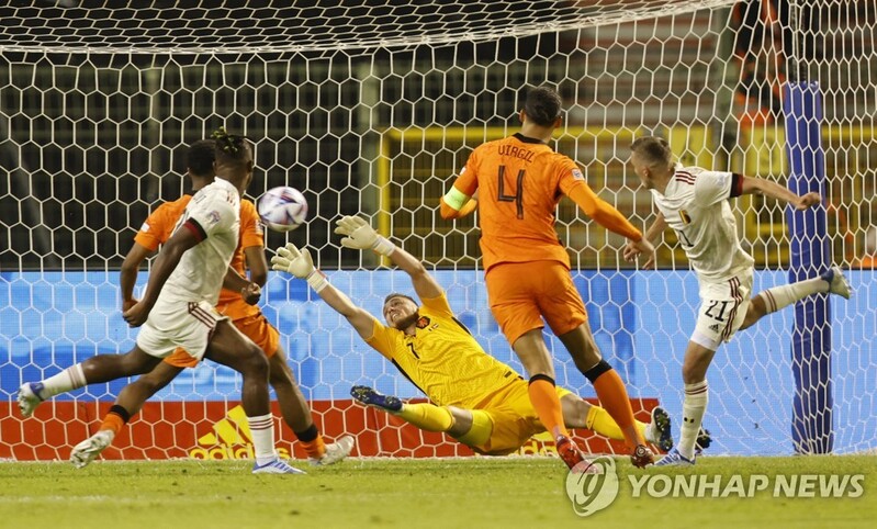 네덜란드, 이웃 나라 벨기에에 25년 만에 승리…4-1 완승