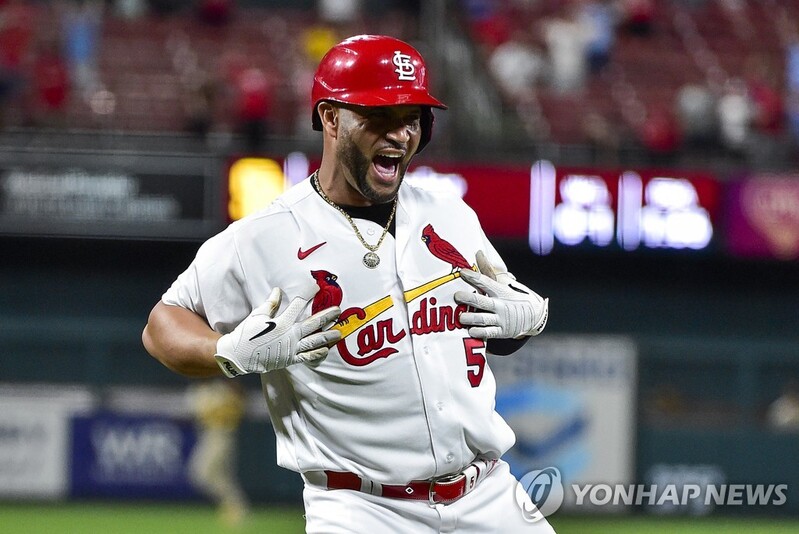 '기록의 사나이' 푸홀스, 3천 경기 출장…MLB 역대 9위