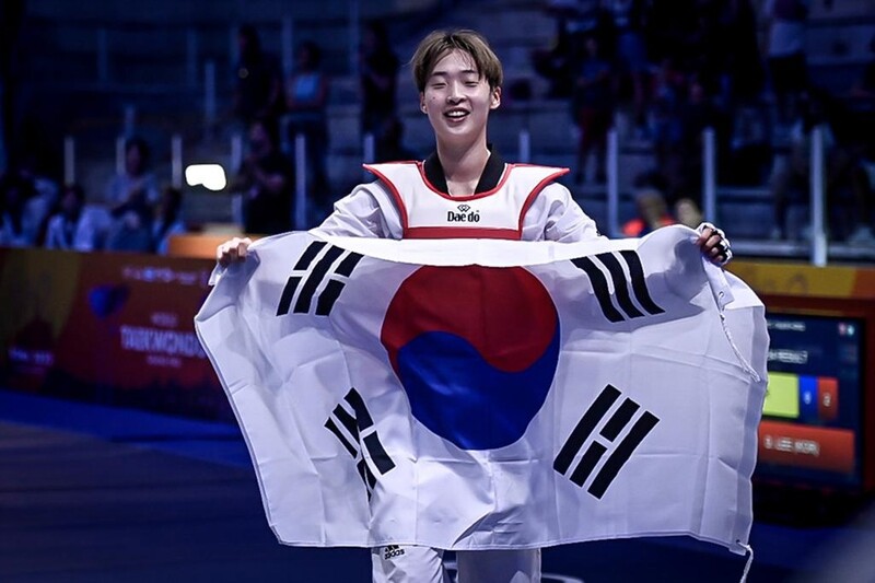 이다빈, 월드태권도그랑프리 +67㎏급 금메달…김잔디는 동메달