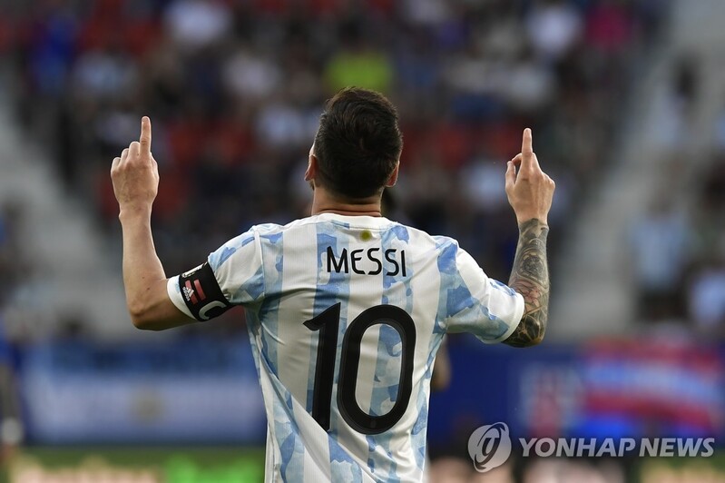 '골골골골골' 메시, 생애 첫 A매치 5골 폭발…통산 득점 4위