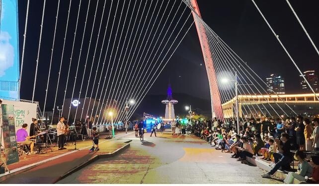 대전 엑스포과학공원 안팎서 주말마다 버스킹·달밤소풍