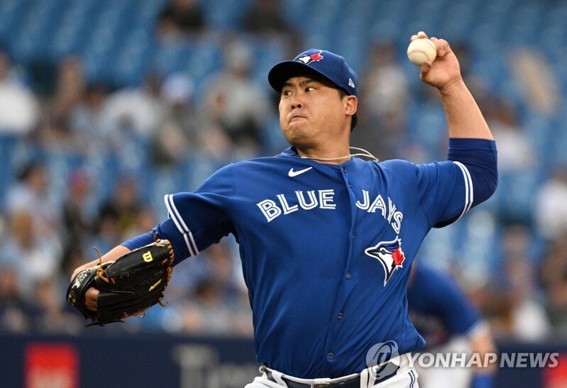 (LEAD) Blue Jays' Ryu Hyun-jin to undergo season-ending elbow surgery