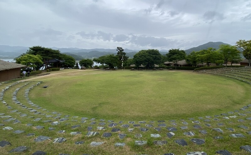 김영환 대청호 배경으로 취임식…"청남대 등 충북홍보 중점"