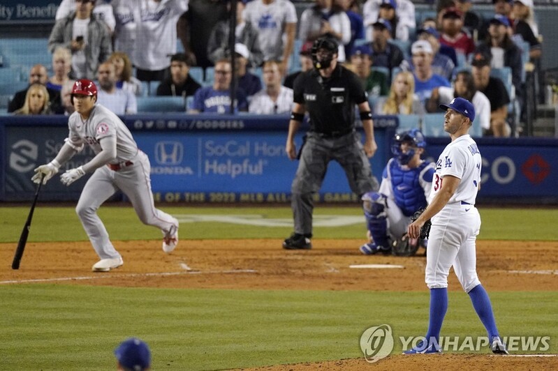 팀 14연패서 구한 오타니, 이번에는 노히트 노런 수모서 구출