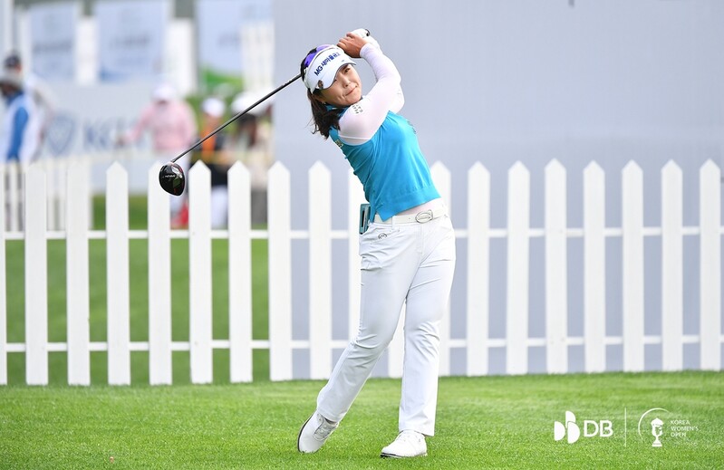 생애 첫 홀인원으로 전기차 탄 송가은 "아빠께 선물할래요"