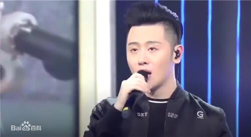 팔로워 100만명 중국 쇼호스트 탈세 드러나 200억원 추징