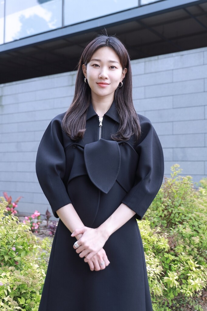 '경아의 딸' 하윤경 "피해자스러움 넘어 현실 담으려 했죠"