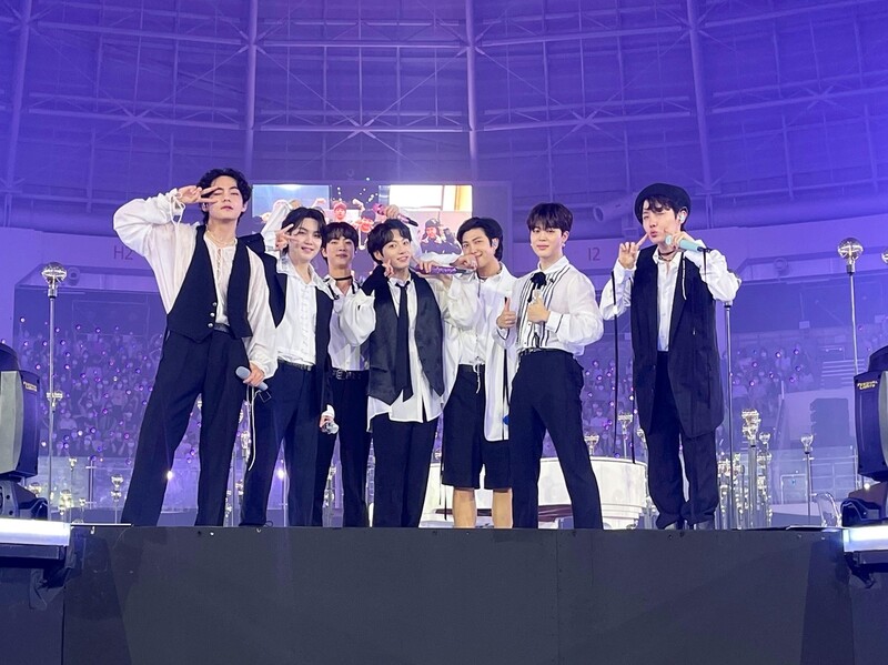 BTS, '활동 1막' 총정리 무대…"행복합니다 사랑합니다" 인사