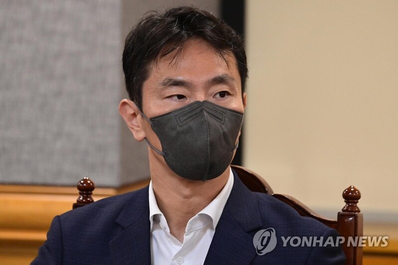 FSS chief urges banks to intensify loss-absorbing capabilities, better manage foreign liquidity