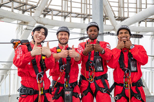 [Moment to Focus] American actors visit Lotte World Tower