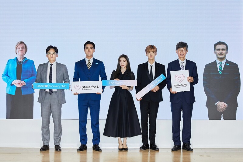 [게시판] SM엔터, 필리핀 어린이에 음악교육…7억원 추가 기부