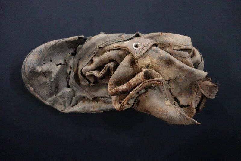 국립문화재연구원, 한국전쟁 전사자 유품 368점 보존처리한다