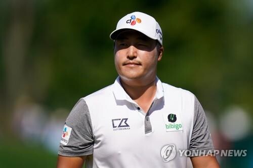 이경훈, PGA 트래블러스 챔피언십 2R 공동 7위…2위와 1타 차(종합)