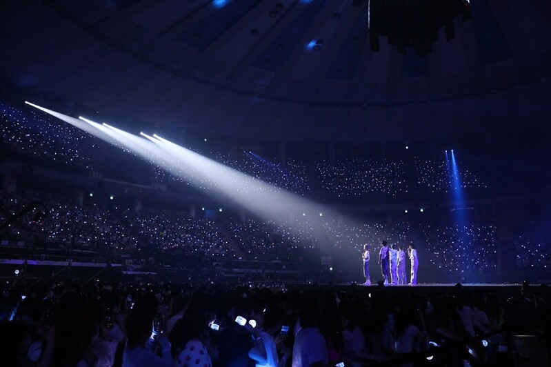 TXT "이 순간 평생 기억"…첫 오프라인 콘서트로 월드투어 출발