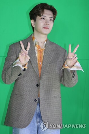 GOT7 Young-jae tests positive for COVID-19... Yerin filling vacancy for his radio program