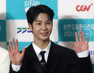 S. Korean singer Jung Dong-won