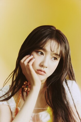 SIEUN's individual concept photos for STAYC's third single album "WE NEED LOVE" drop