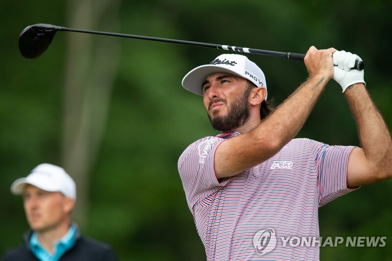 우즈와 동반 플레이 호마 "전설과 함께…믿을 수 없는 일"
