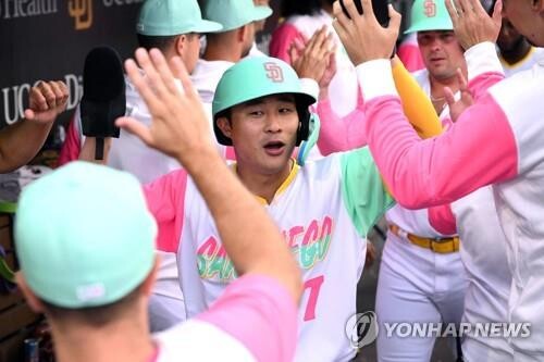 김하성, 범가너 상대 2안타…샌디에이고 3연패 탈출