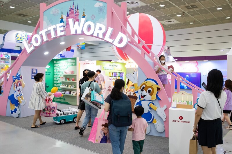 롯데월드, '캐릭터 라이선싱 페어' 참가…로티·로리존 선봬