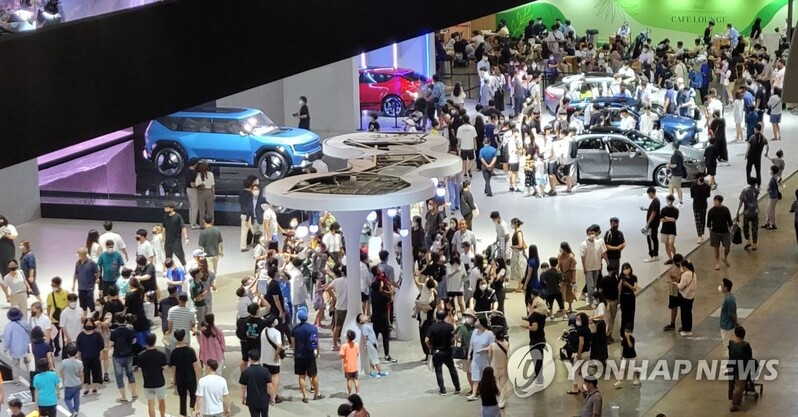 자동차 축제 2022 부산국제모터쇼 주말 관람객 몰려