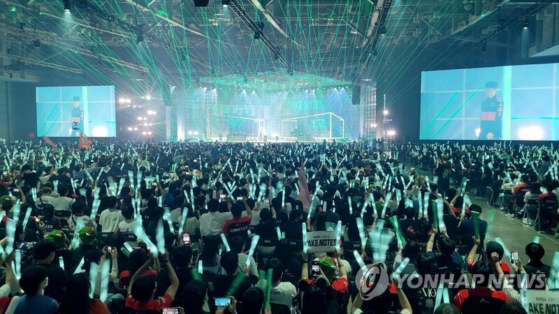 "부산을 e스포츠 메카로"…매달 대회 열고 인재양성 나서