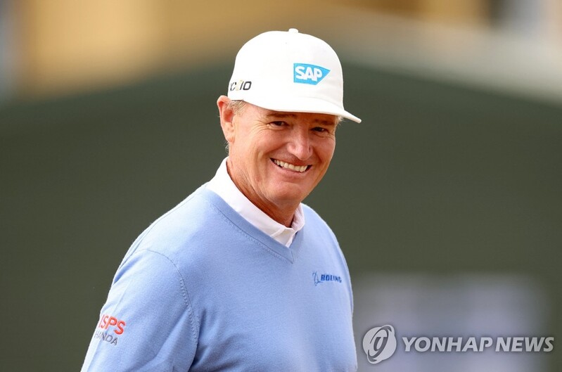 PGA 투어 19승 엘스의 아이디어…"LIV 대회는 비시즌에 합시다"
