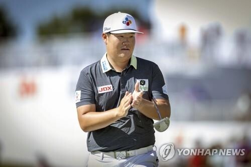 임성재, PGA 투어 3M오픈 1R 공동 선두…"퍼트 변화가 주효"(종합)