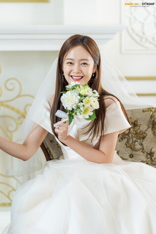 Behind cuts of Jeon So-min's wedding scene of 'Cleaning Up'