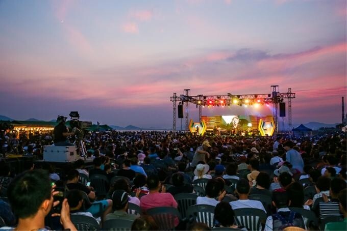 "부산 바다로 오세요"…부산바다축제 3년 만에 '활짝'