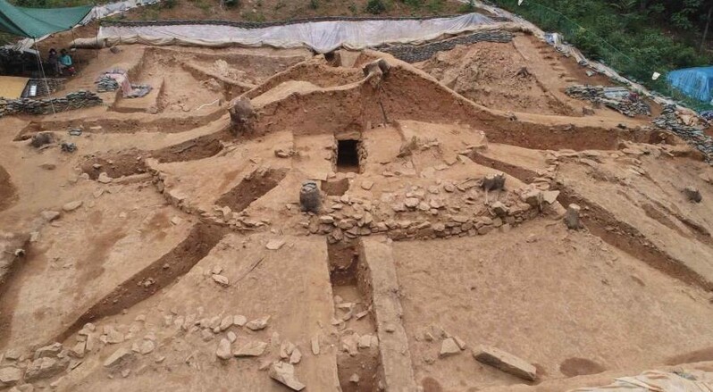 [문화소식] 충주 누암리고분군 다-11호분 발굴조사 현장 설명회