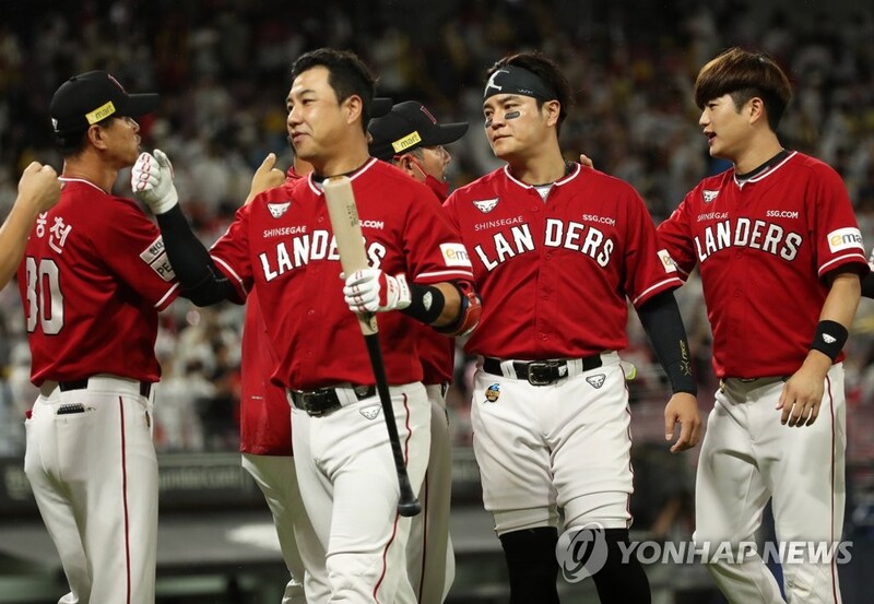 Landers looking to take stranglehold on KBO pennant race