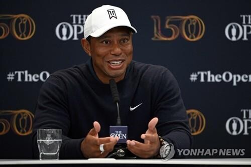 노먼 "우즈, 7∼8억 달러 제안받고도 LIV 골프 거절" 주장